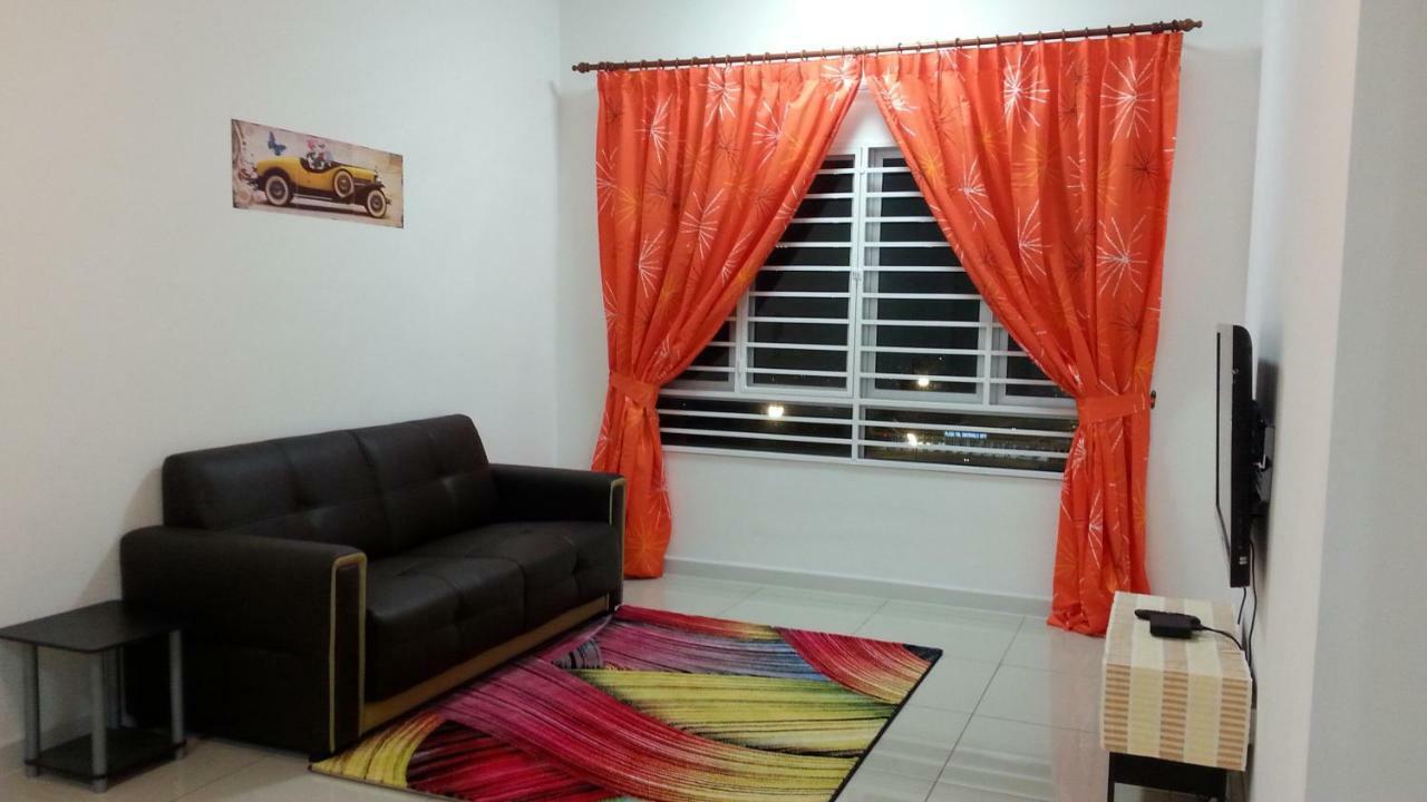 Az Homestay @ Southville City Bangi Exteriör bild