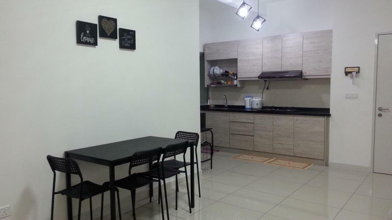 Az Homestay @ Southville City Bangi Exteriör bild