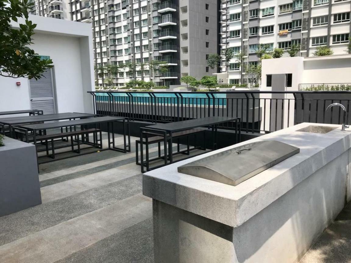 Az Homestay @ Southville City Bangi Exteriör bild